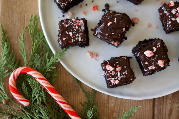 Paleo Peppermint Brownies