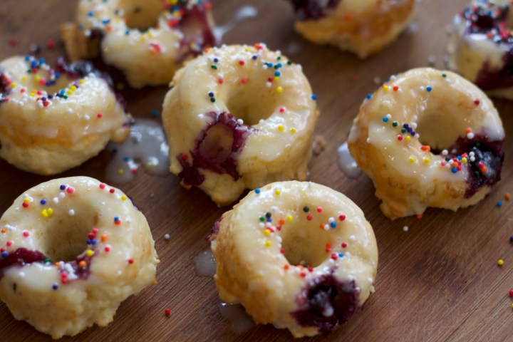 Baked Blueberry Lemon Glazed&nbsp;Doughnuts